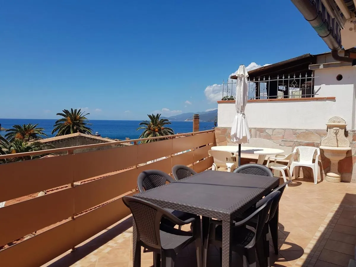 Residenza Airone Blu Spiaggia Di Pareti Capoliveri  Apartmanhotel